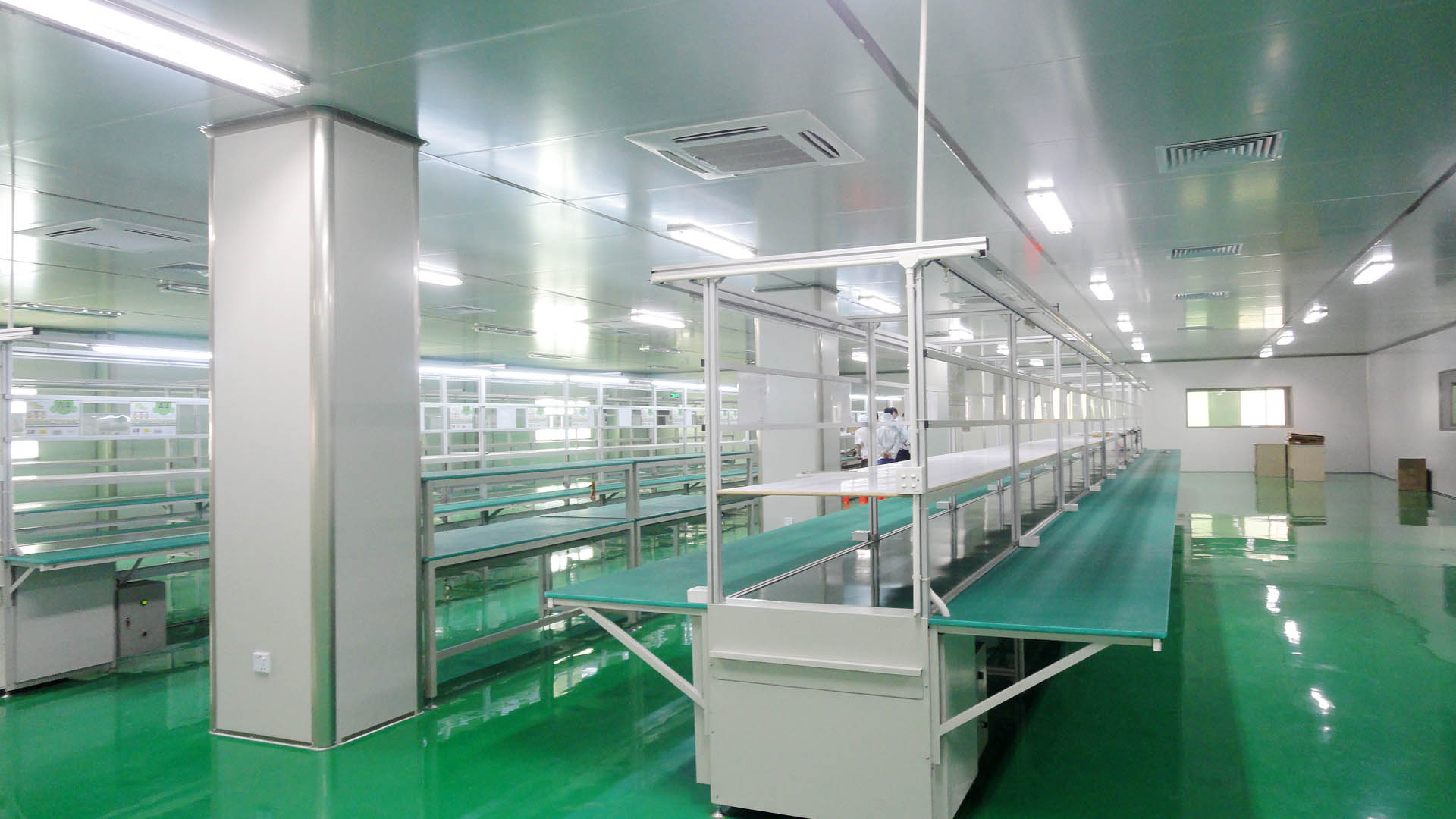 廣州光學鏡片凈化車間無塵防靜電工程項目(圖1) 廣州光學鏡片凈化車間無塵防靜電工程項目(圖1)